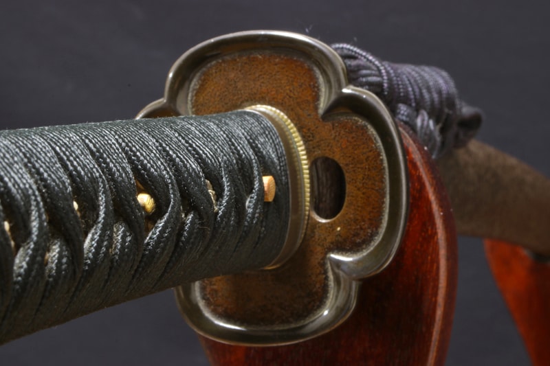 重要刀剣 無銘 伝長有俊 二尺二寸二分 赤銅金具一作半太刀拵、白鞘付 - Photo 10