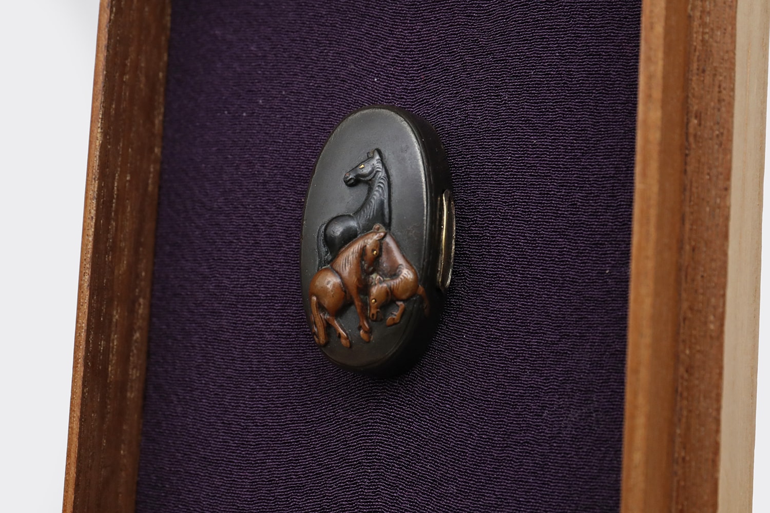 Horse Fuchi Kashira by Goto Yoshinaga - Nihonto Art - Photo 6