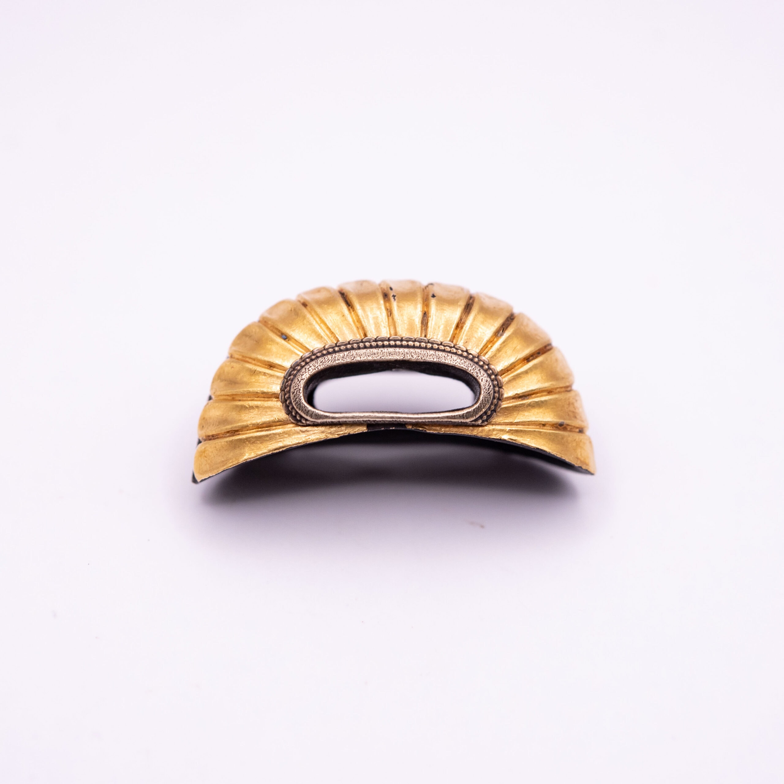 A Fuchi and Kurikata in Kiku Design - Photo 3