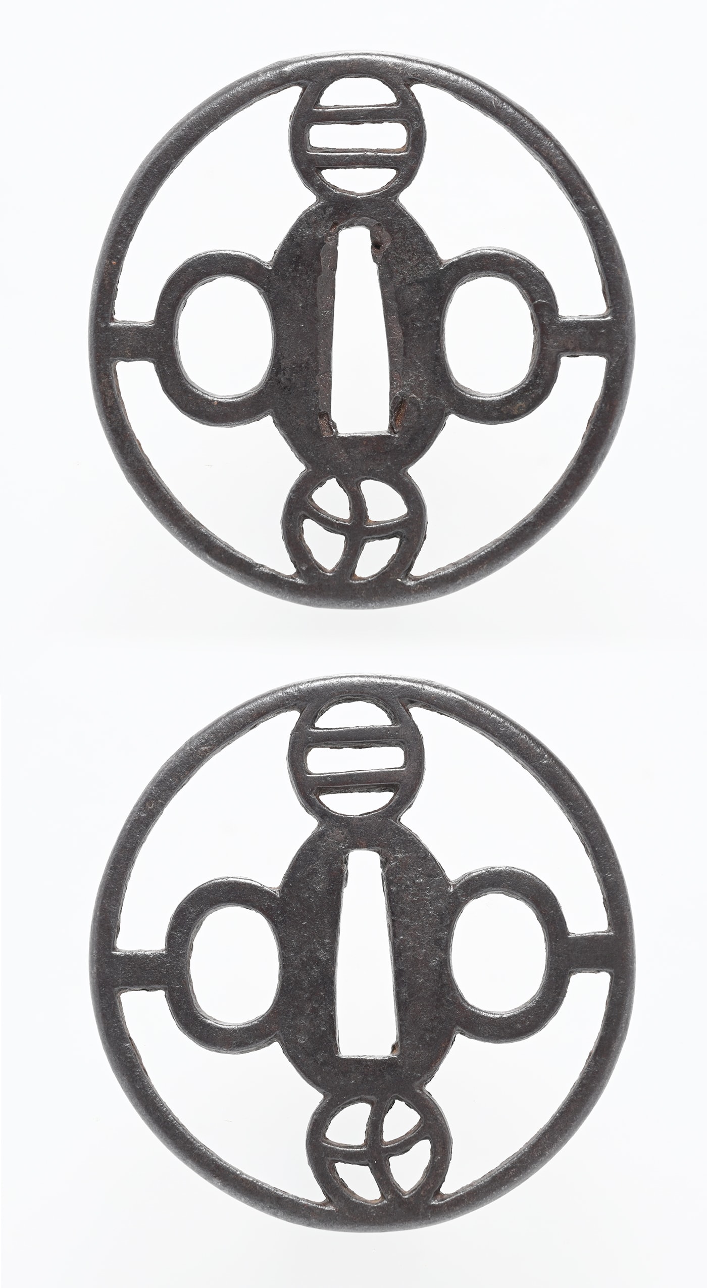 鍔 引両輪透鍔 無銘(金山) - Photo 3