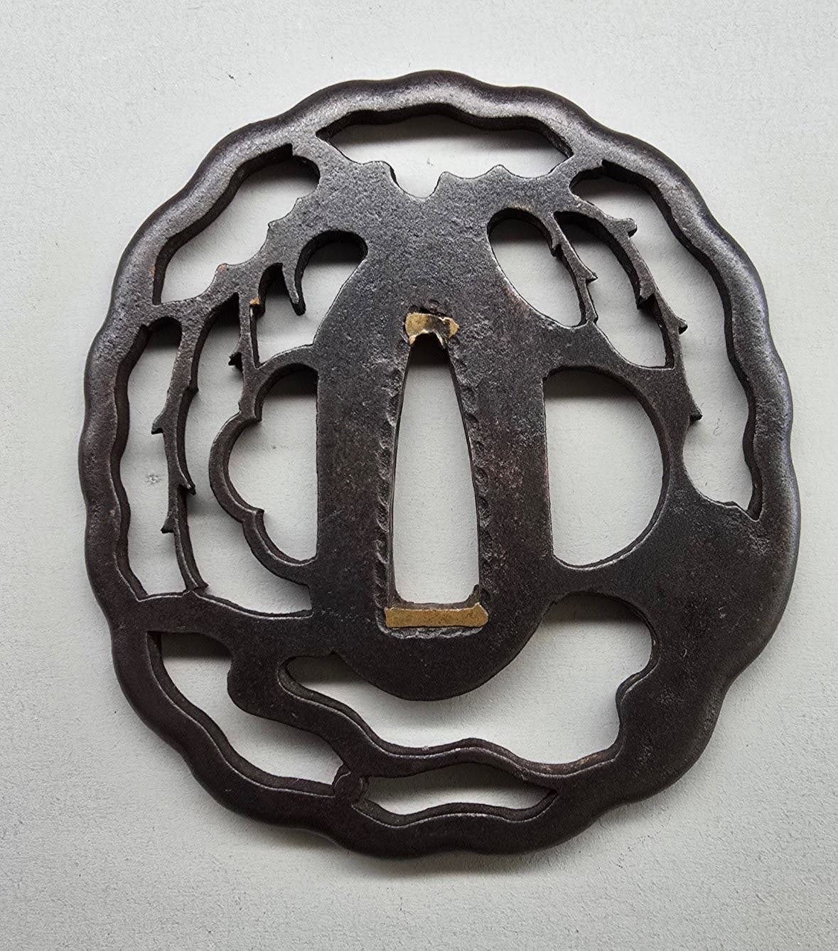 Fsk#43 Higo School Sukashi Tsuba Willow Tree and water