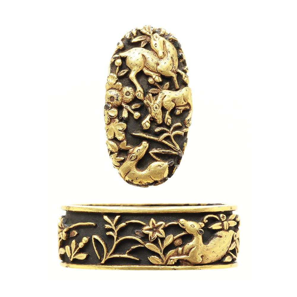 Fuchi-Kashira - Tokuho - by Mino Mitsunobu - Fuchi-Kashira: Deers in the Autumn Field, Signed Mitsunobu (Mino)