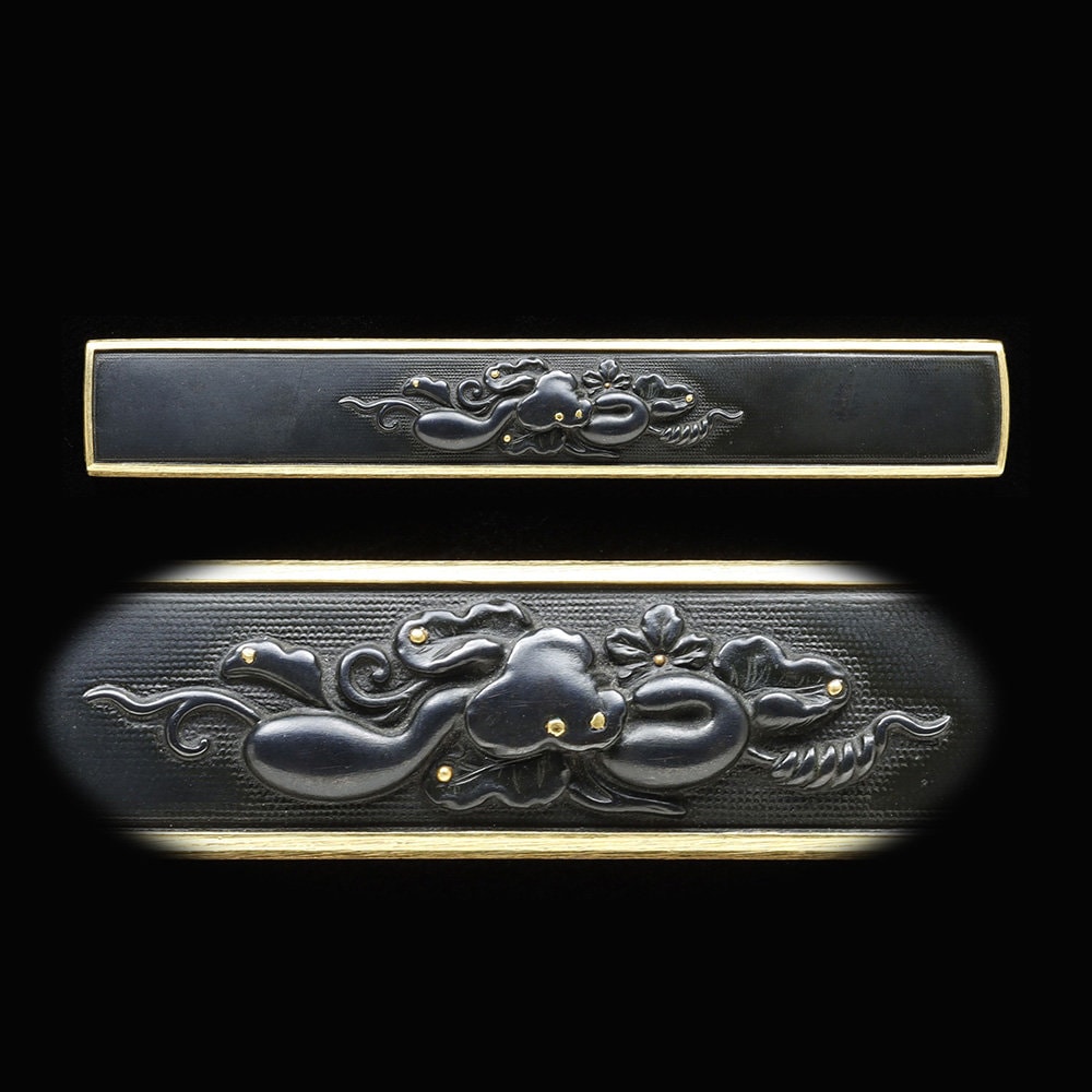 Kozuka - Tokuho - by Goto Sojo - Kozuka with Gourd Design, Signed Mitsumori (Kao)