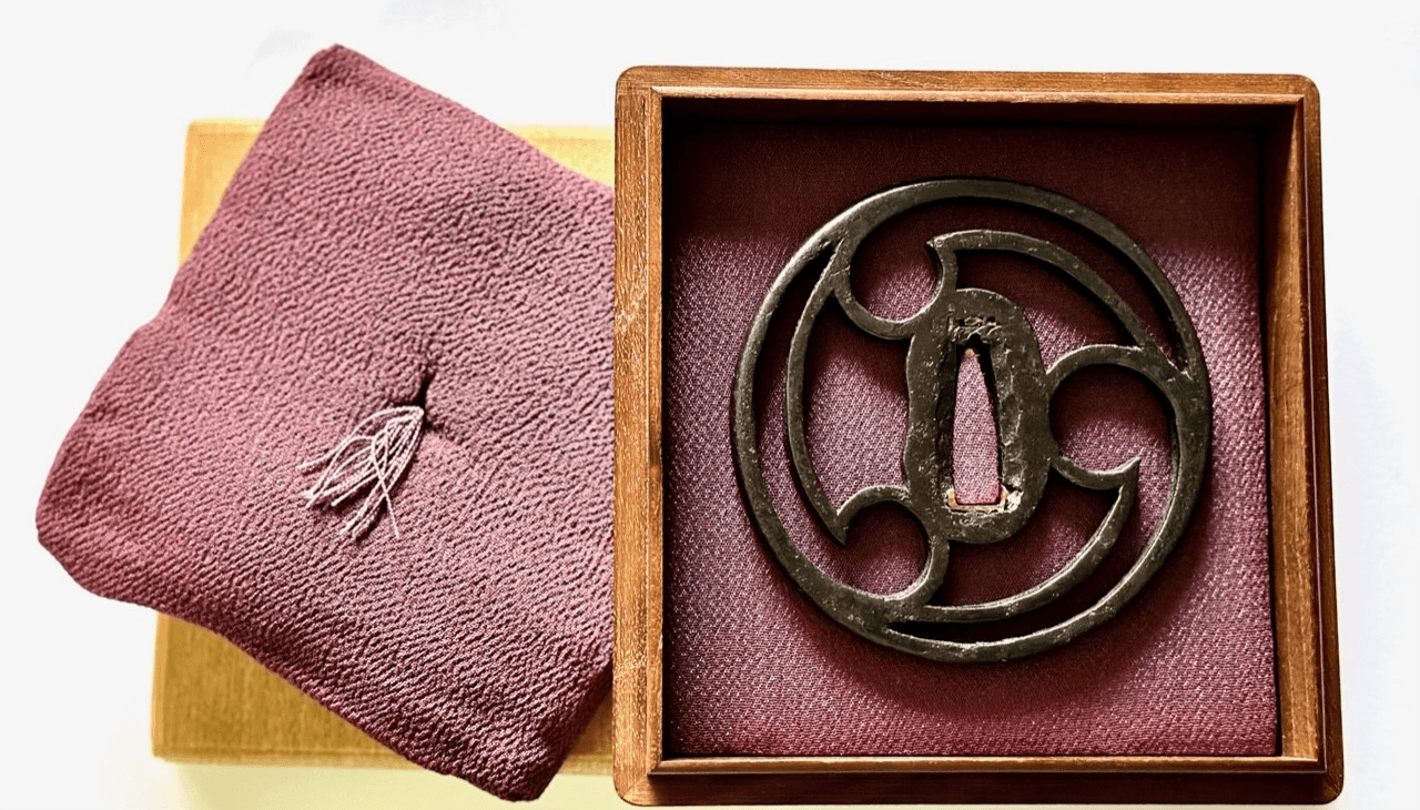 Ko-Shoami Sukashi Tomoe Mon Tsuba
