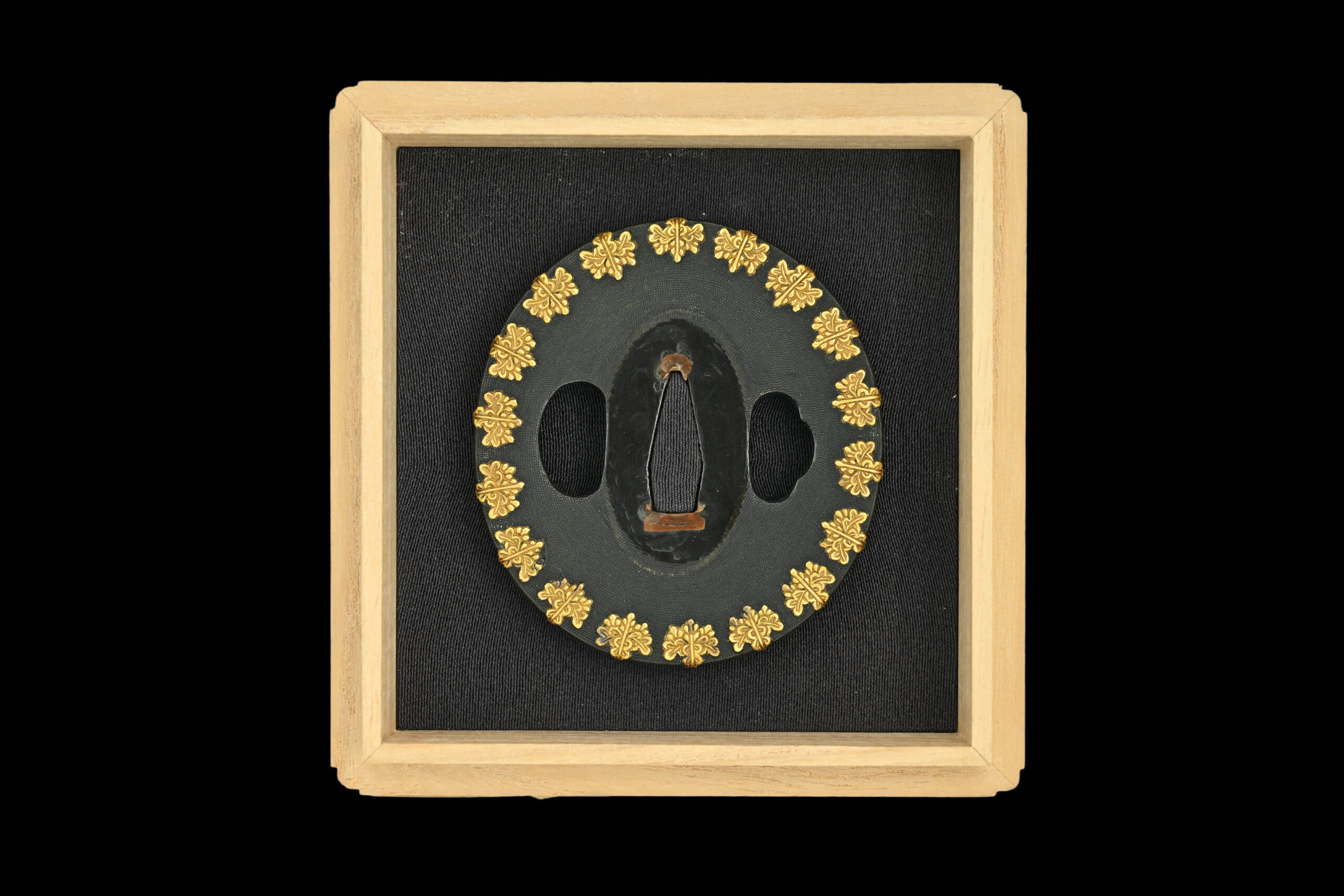 Kiri Mon Tsuba