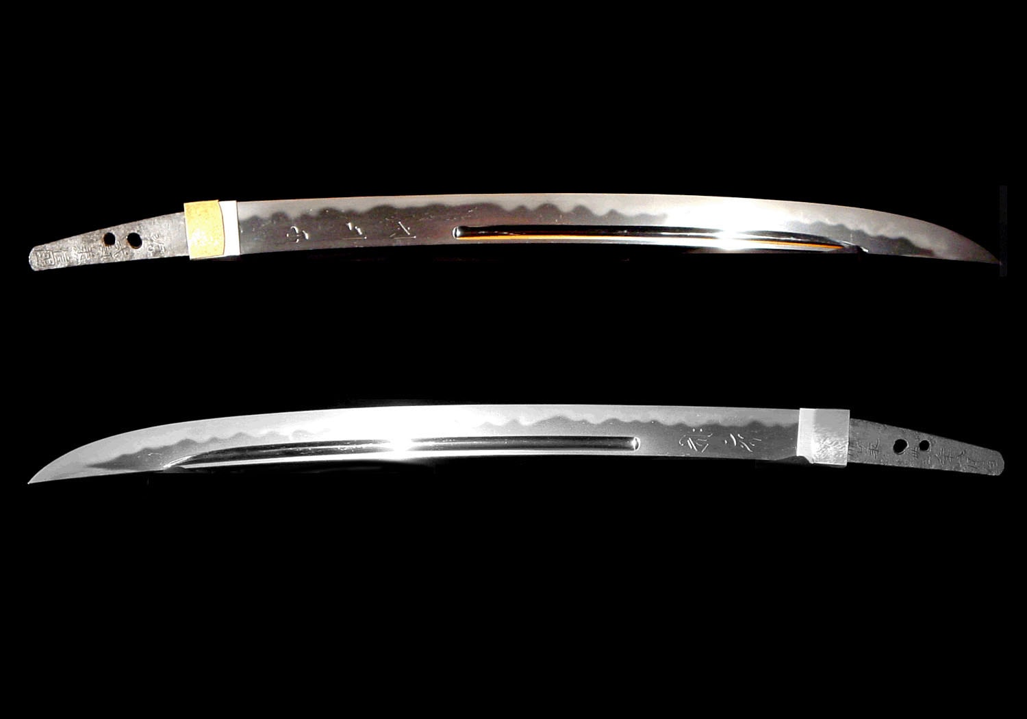 Wakizashi - Jūyō - by Nobukuni - Juyo Token Wakizashi by Shikibu no Jo Nobukuni