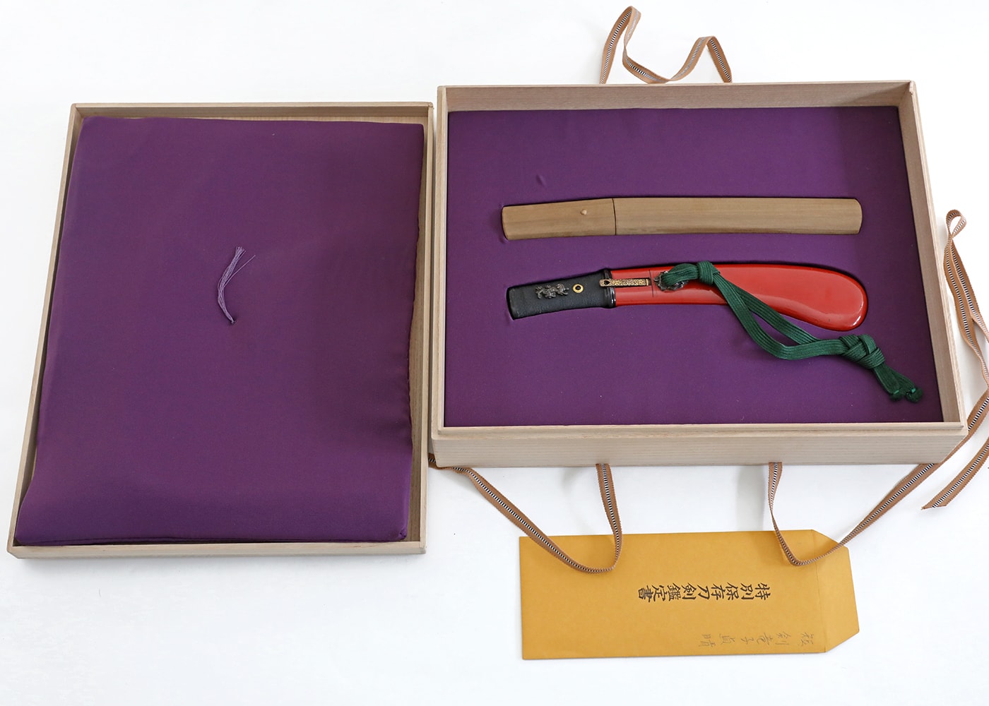 Gassan Tanto in Koshirae dated 1868 AD - Nihonto Art