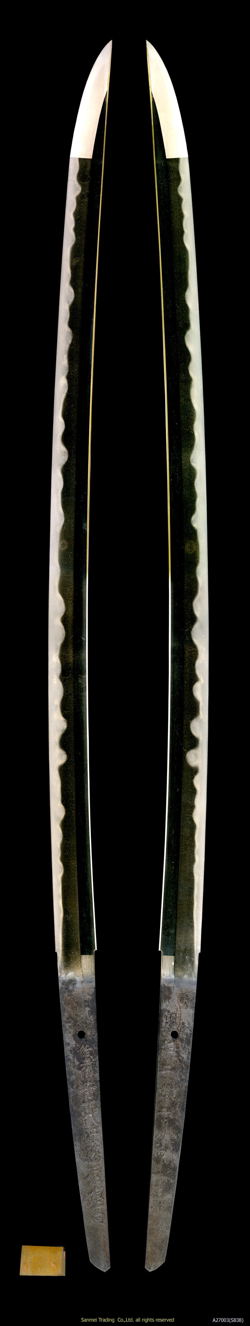 Katana - Tokuho - by Suishinshi Masahide Nobutaka - Katana signed Hōki no Kami Jū-dai Mago Fujiwara NOBUTAKA, dated Meiji 2nd month, with Black Stone surface lacquered scabbard Uchigatana Koshirae