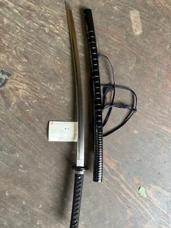 【真剣】刀 無銘 伝来国光 刃長70.5cm 反り1.8cm 元幅3.0cm 元重0.7cm 刀剣 日本刀 居合刀 模造刀 模擬刀 刀装具 拵 鍔 鑑定書