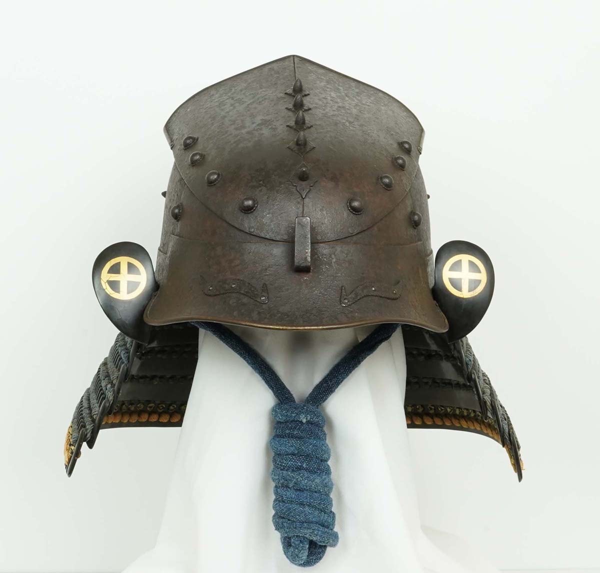 Kabuto - Kabuto: Iron Russet-Ground Okitefugi-gata Kabuto