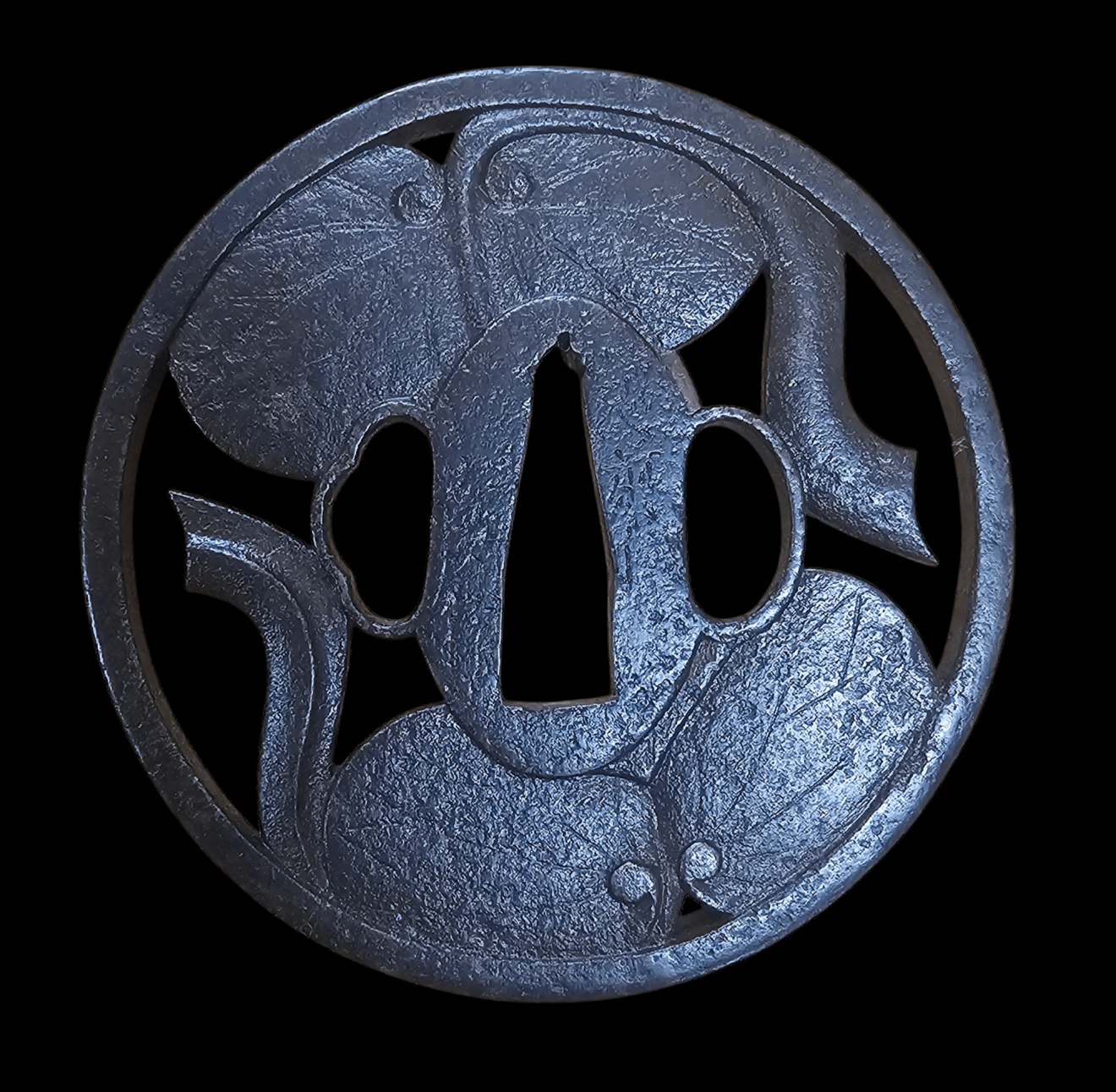 03-552 Aoiha-zu Echizen Kinai Tsuba